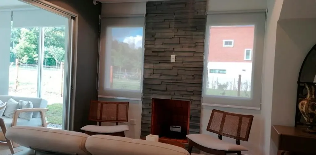 Baranda de vidrio templado en galería, Asunción